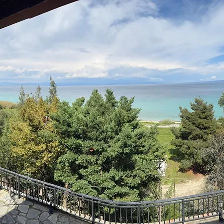 Wooden Harmony 펜션 크리오피지