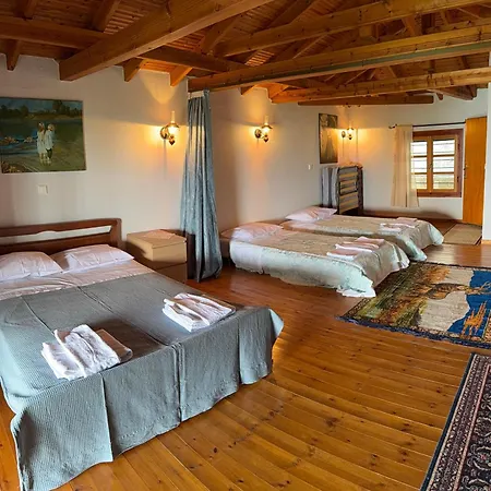 Wooden Harmony Ferienhaus Kriopigi