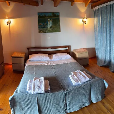 Wooden Harmony Kriopigi